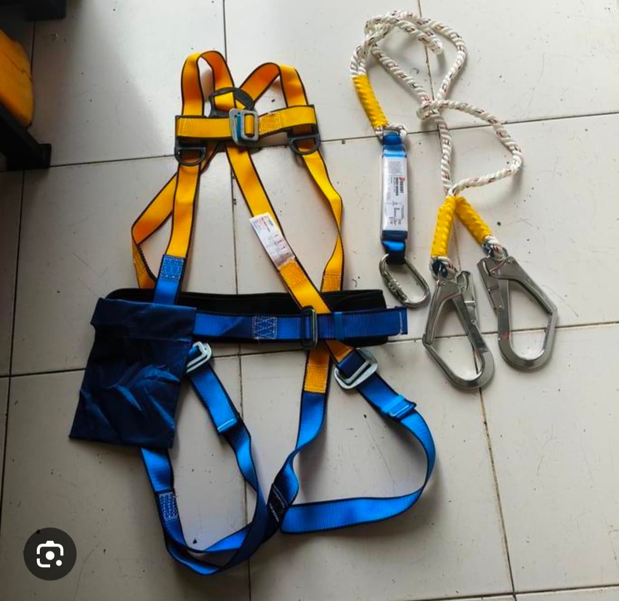 Body Harness With Double Lanyard Absorber Bright